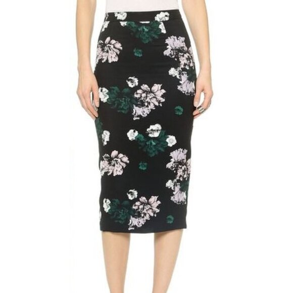 A.L.C. Floral Print Bell Pencil Skirt in Black ASO Spencer Hastings - Picture 3 of 8